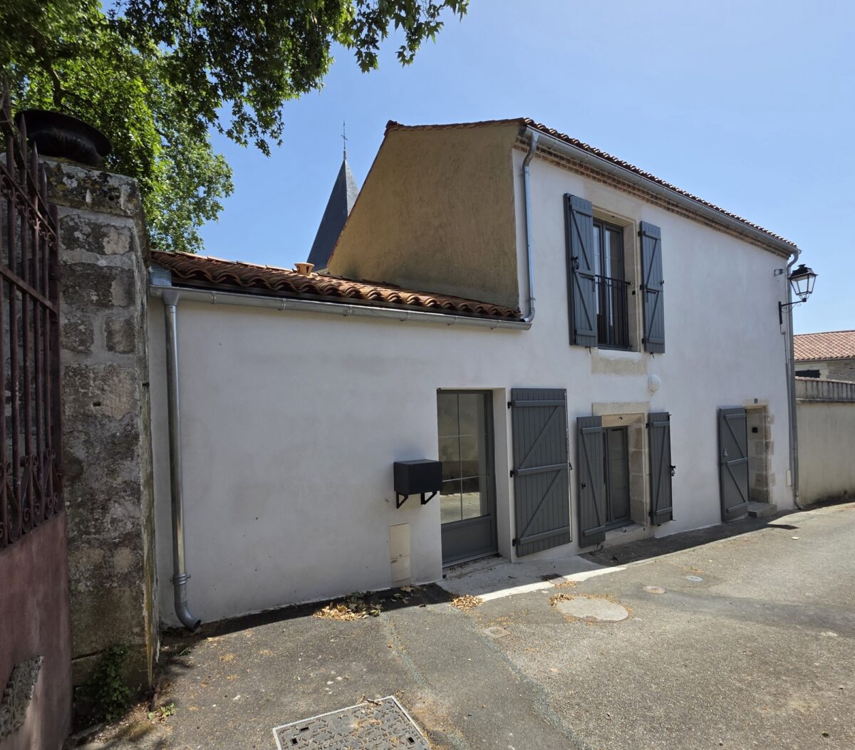 Façade avant Ô Fil du lay Gîte Mareuil sur Lay