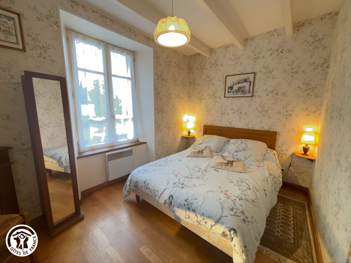 H85G009900-694001f8bee37