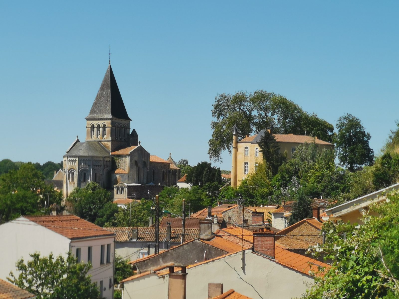 WANDELROUTE “MAREUIL-SUR-LAY-DISSAIS”