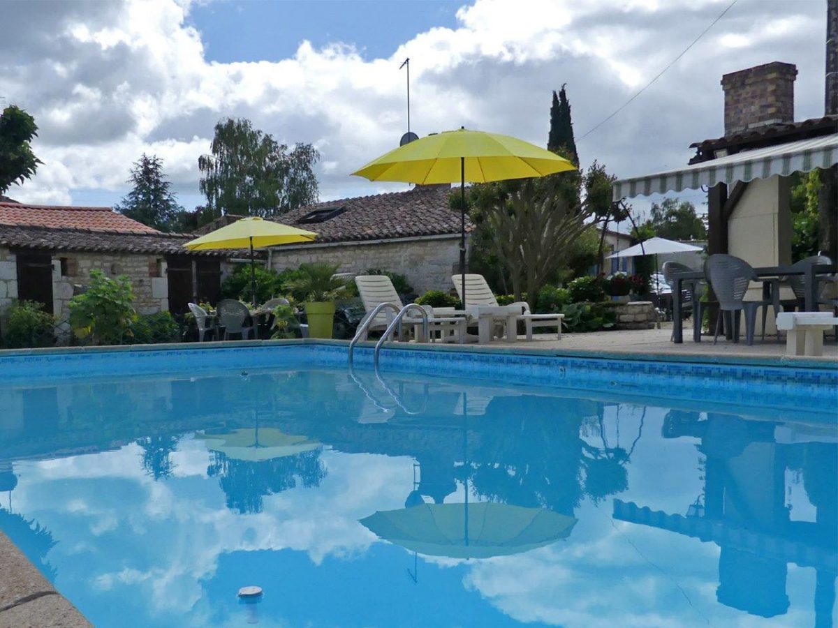 Le Cottage Bleu Pool View