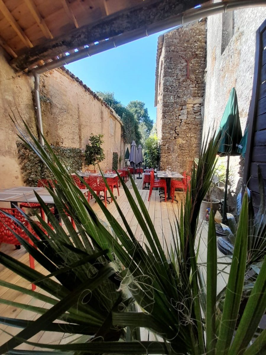 Petite taverne