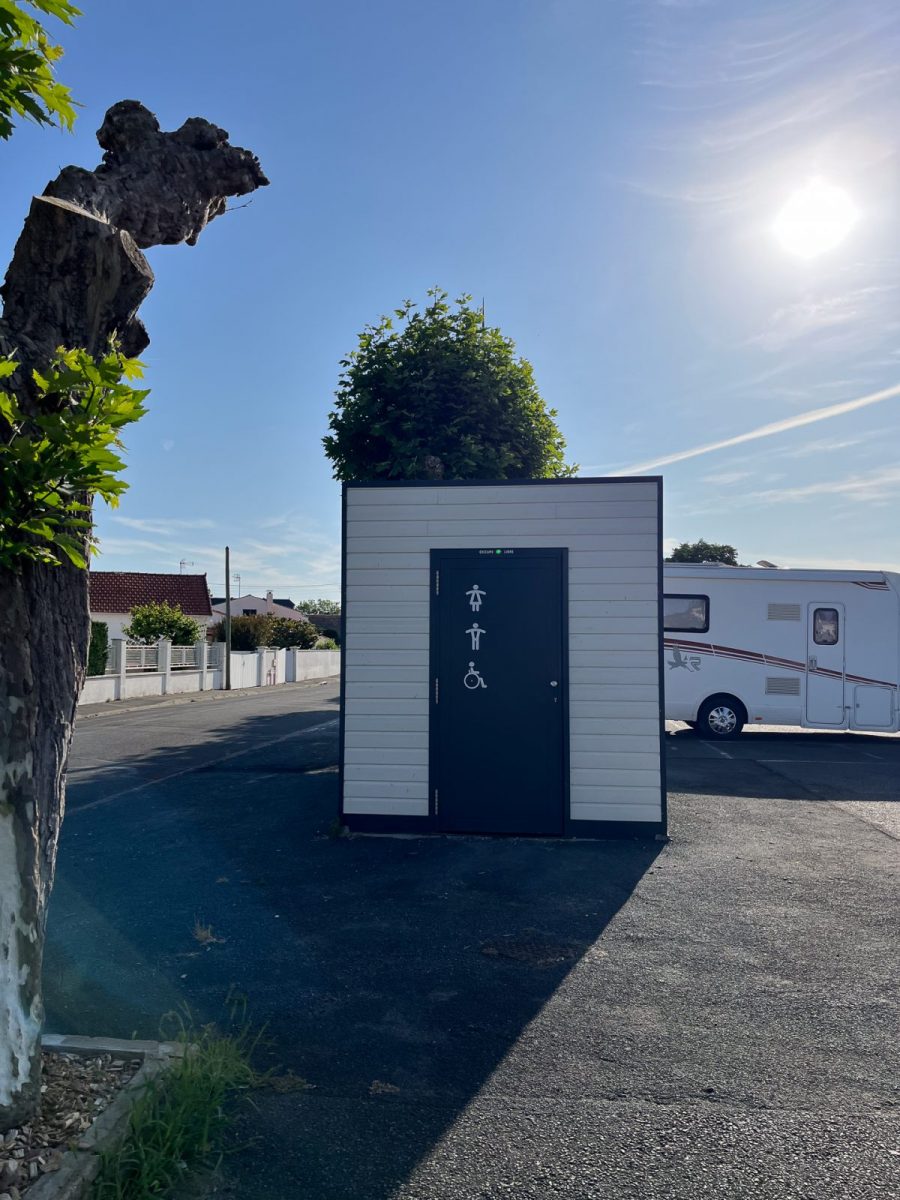 Toilettes publiques -mairie – La Faute-sur-Mer (4)