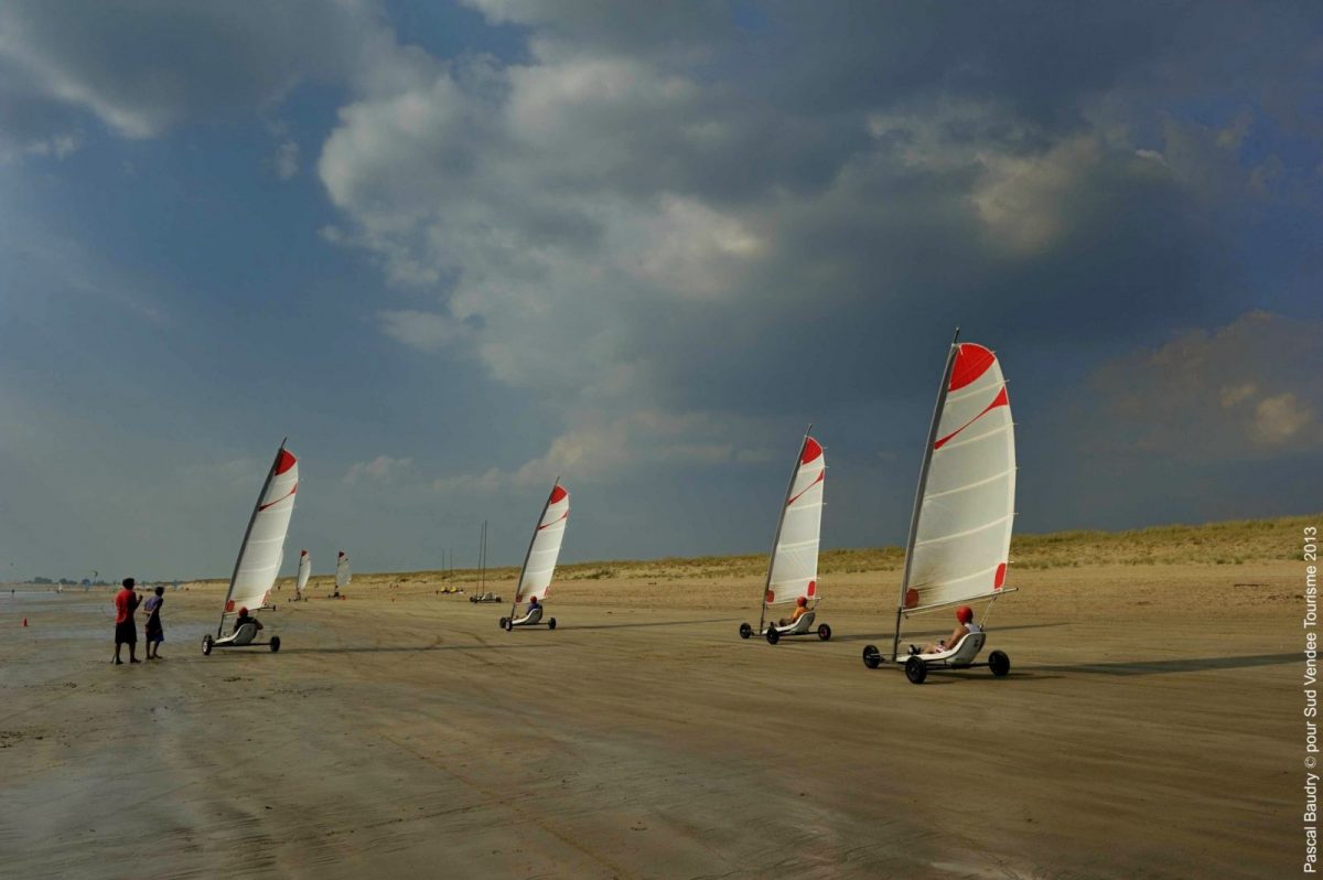 char-20a-20voile-20la-20faute-20sur-20mer-0983025985364360912797b9bf7d6770