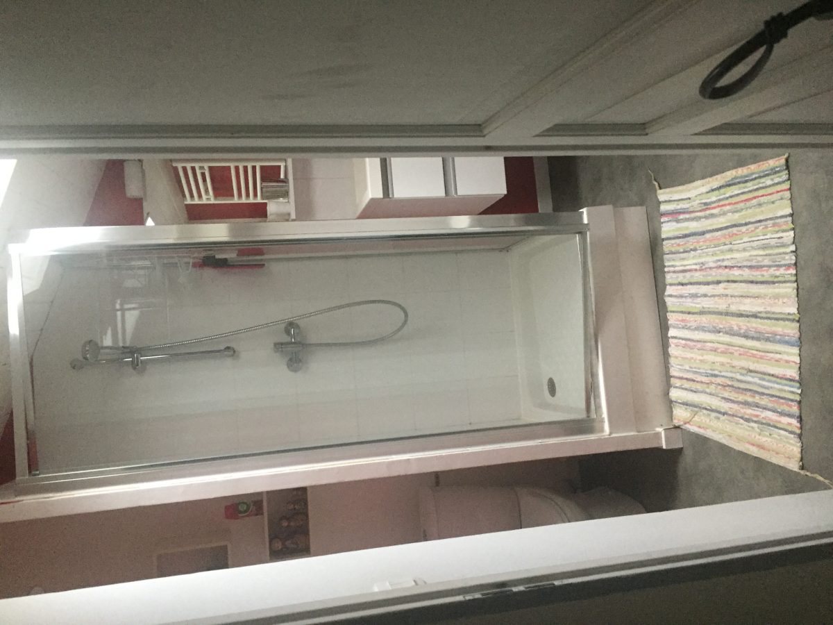 douche Audrey couloir