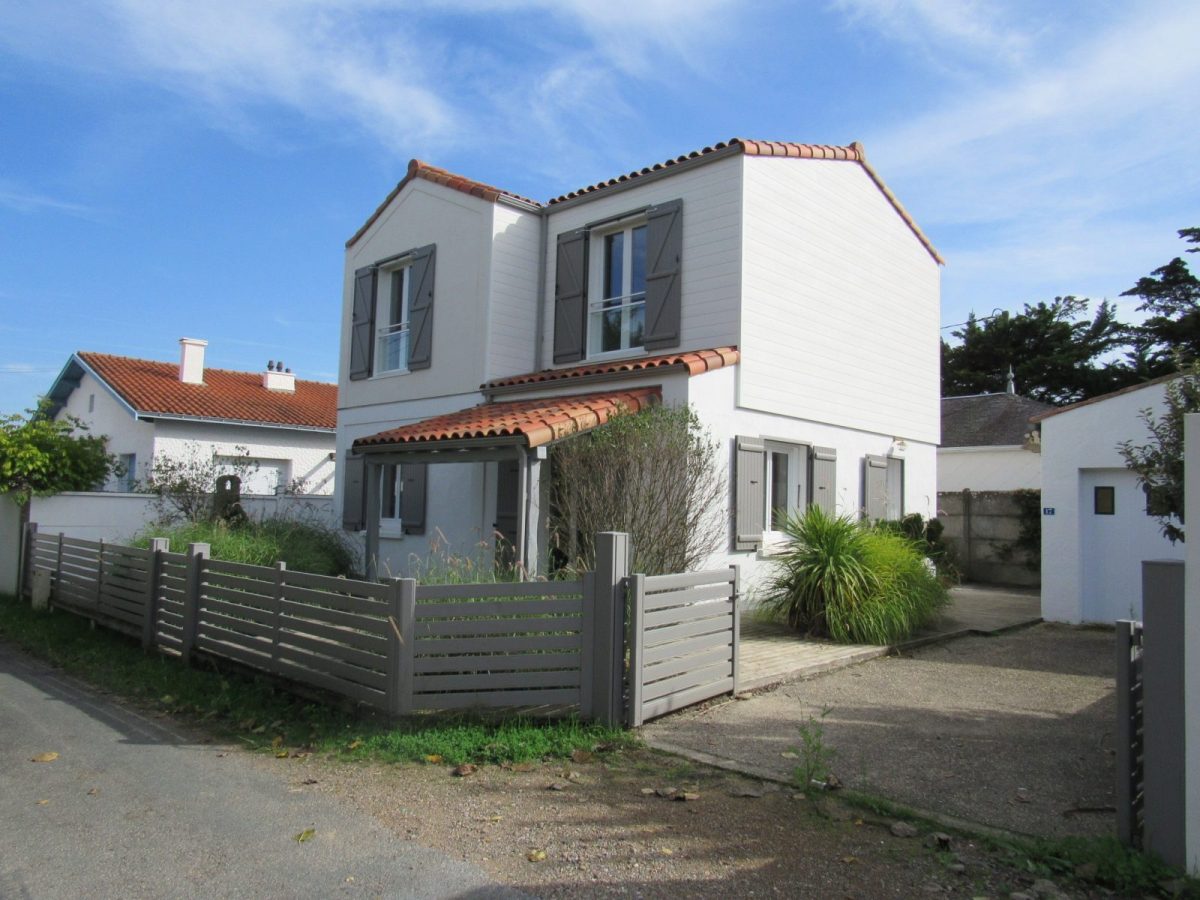 facade-8cce1808478d4344b255285b0e7bac6a