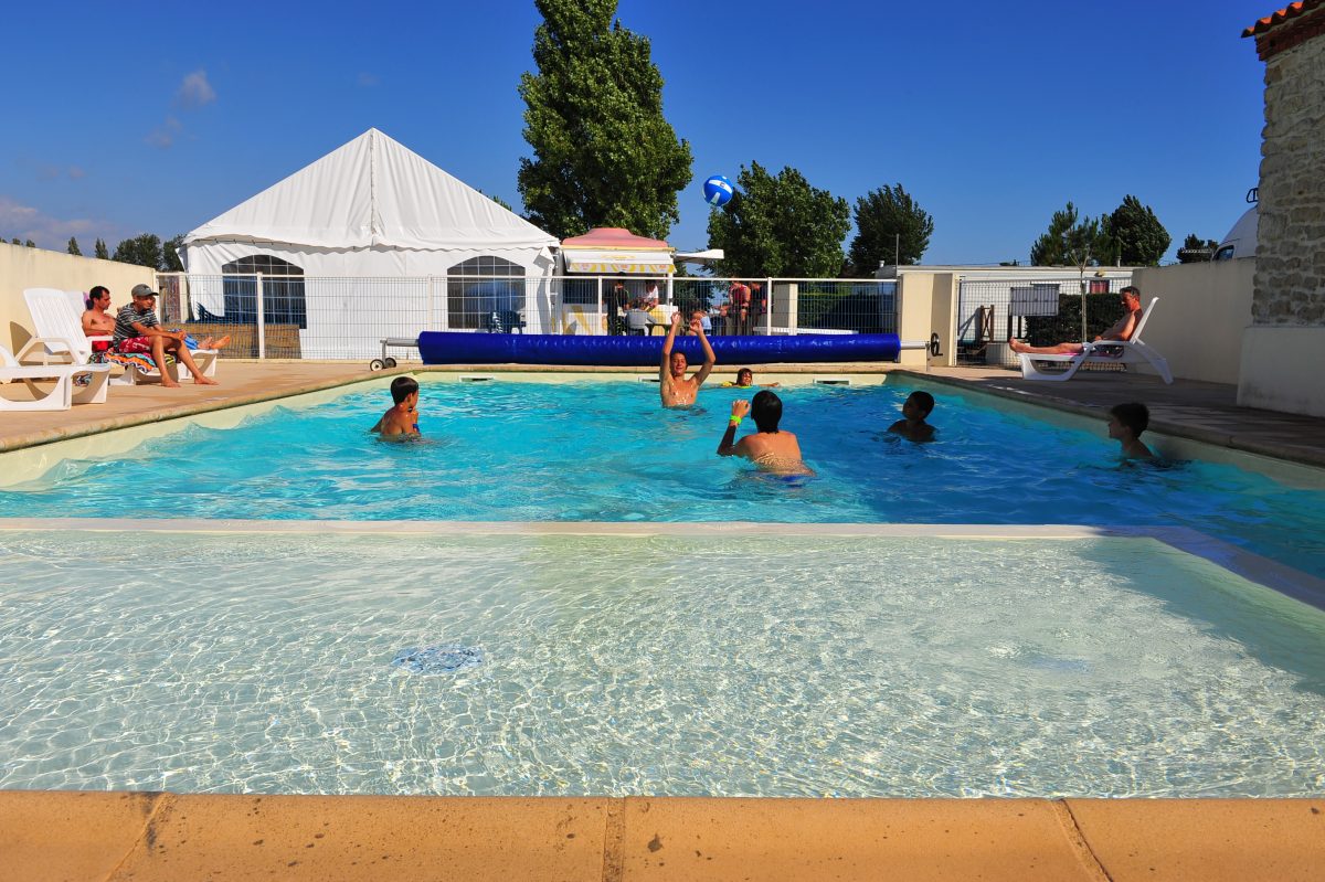 piscine-Pavillon-Bleu